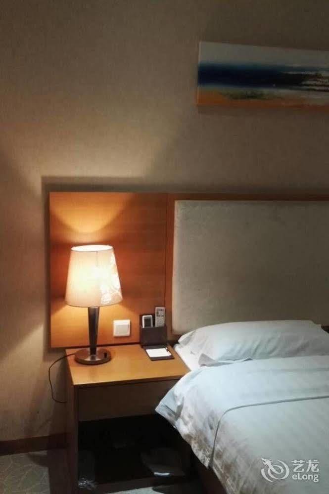 Shenzhen Huamao Aviatic Hotel Exterior foto
